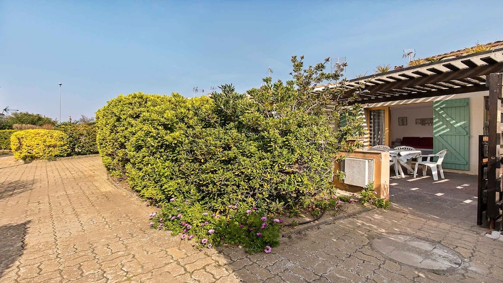 Charming Coastal Getaway in Agde