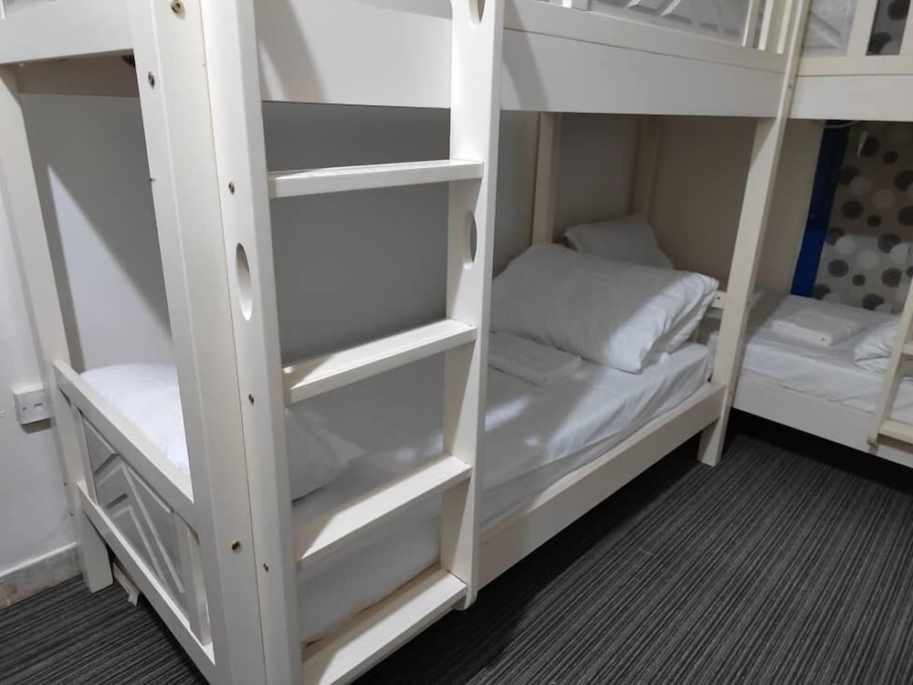 DNest Hostel