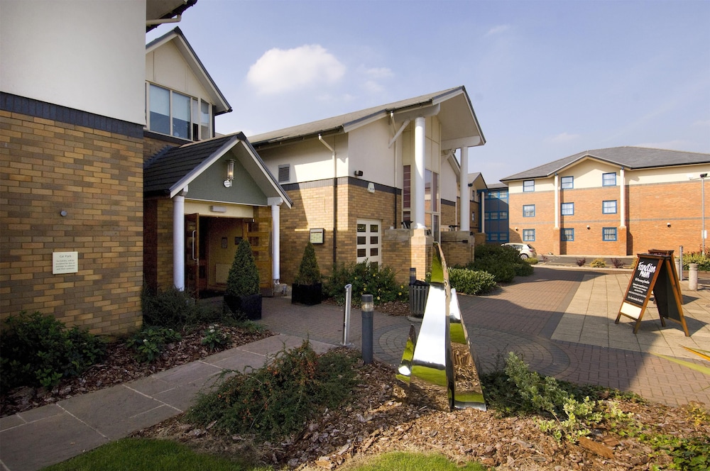 Premier Inn Wolverhampton North, photo 14