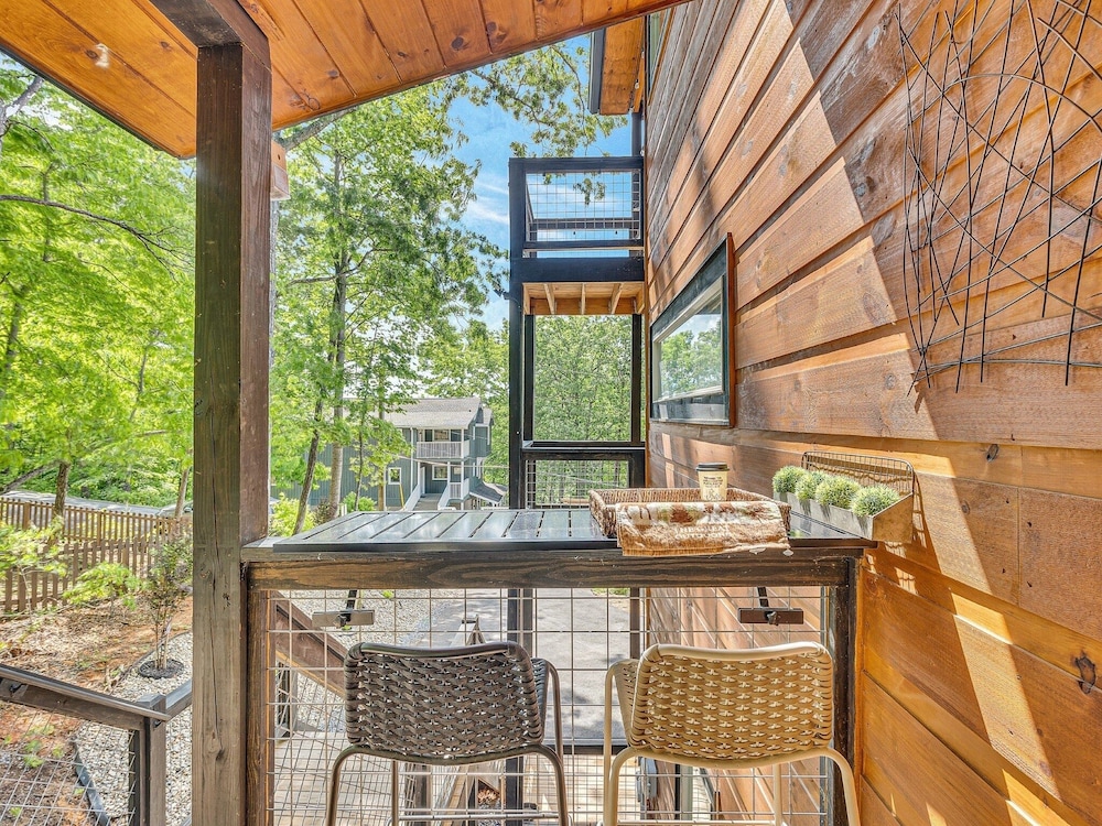 Ebenezer 4 Bedroom Cabin