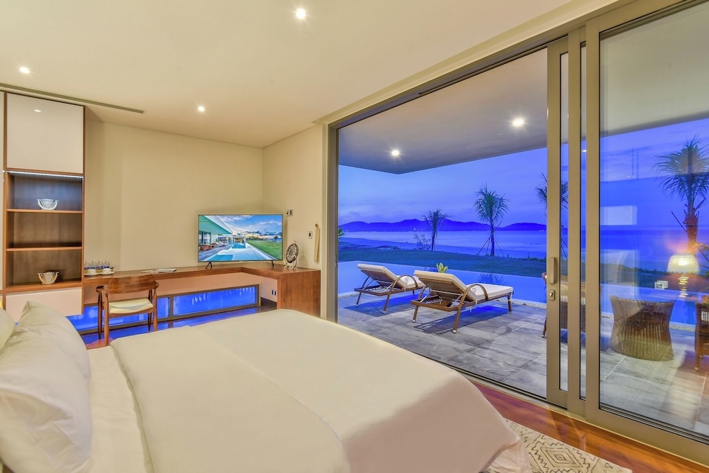 The Ocean Villa Da Nag By Abogo