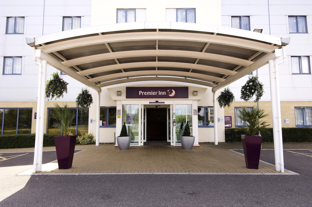 Premier Inn Poole North, photo 13