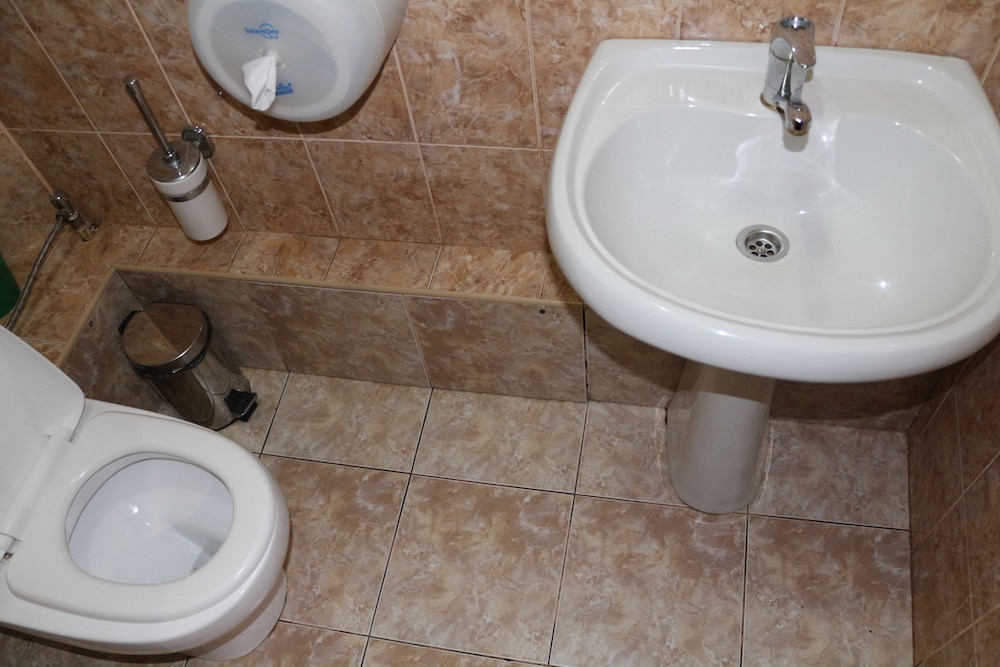 Gostiny Dvor Hotel - Hostel