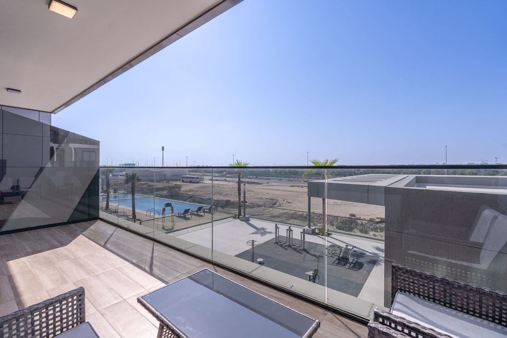 Stay in Studio City at Celia Residence Perfect for 2