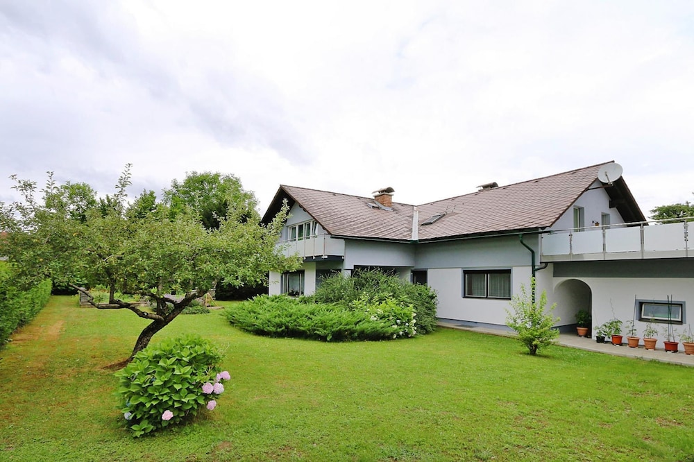 Apartment in St. Kanzian Near Klopeiner See