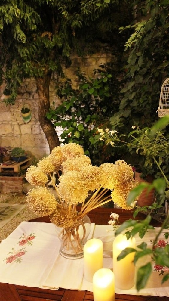 Lilyum Alaçatı Butik Otel - Image 46