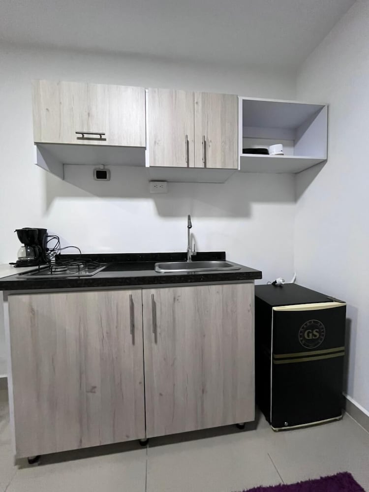 Hotel Granada Suites Deluxe