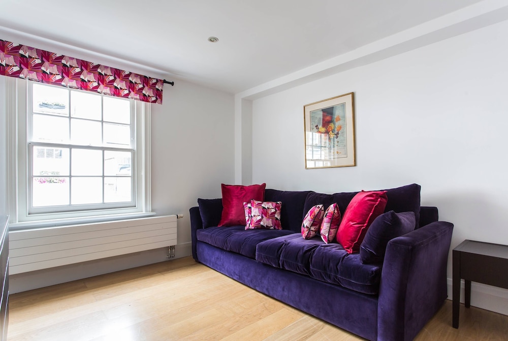 Campden Street VII by Onefinestay