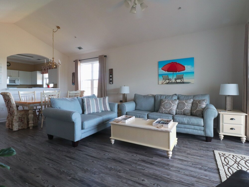 Ironwood #931 2 Bedroom Condo by RedAwning view 5