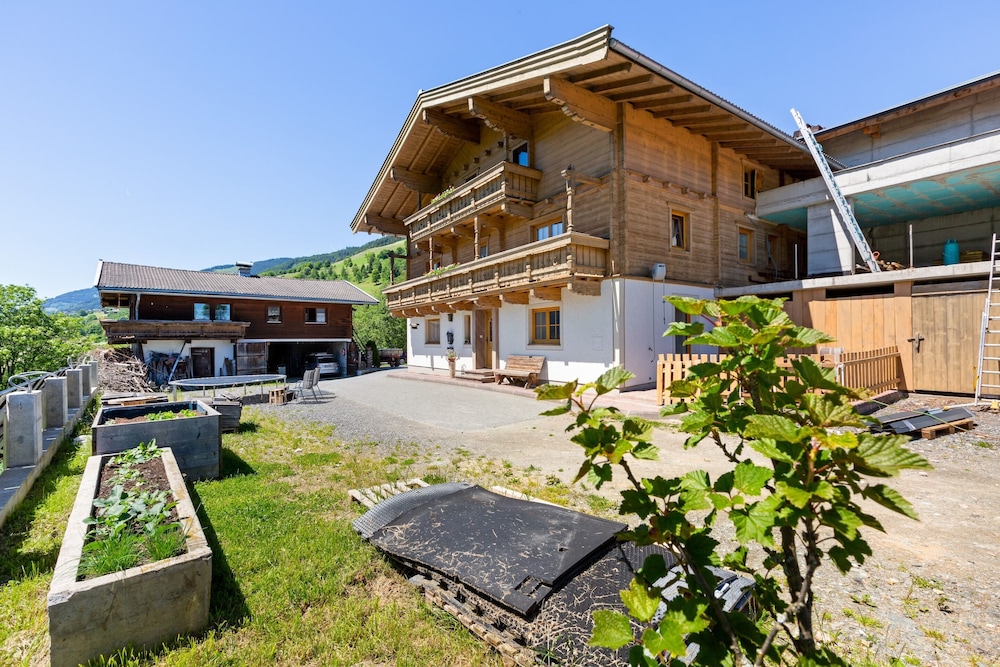 Apartment Uttendorf Near Ski Lift