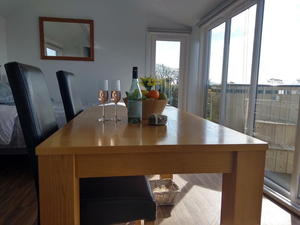 Cleeves Cabins, Ailsa Luxury Lodge With hot tub view 5