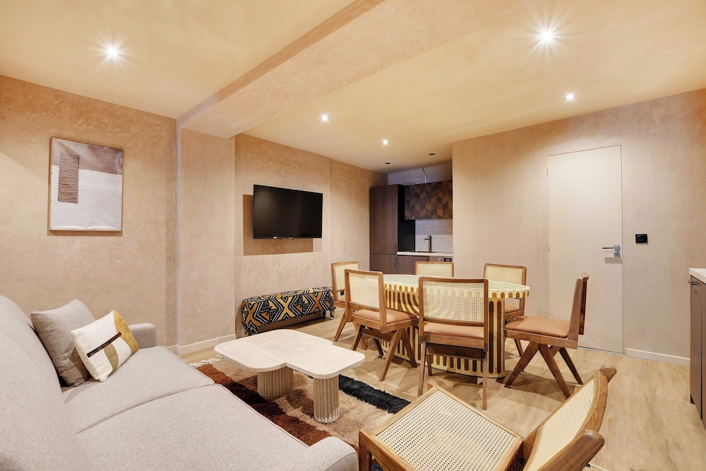 Exceptional 2br/6p Apartment - Caire / Montorgueil
