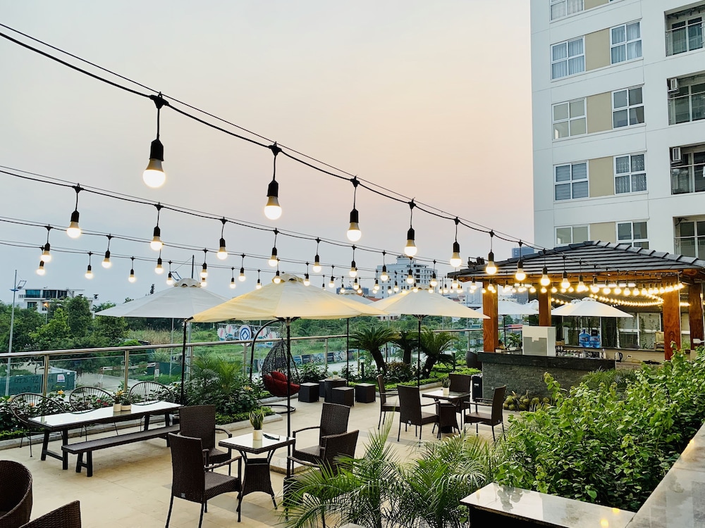New Life Condotel