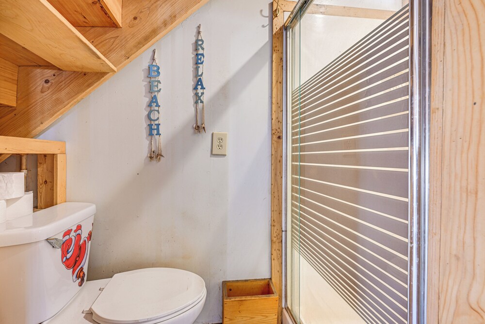 Hot Tub & Private Sauna: Wausau Family Home