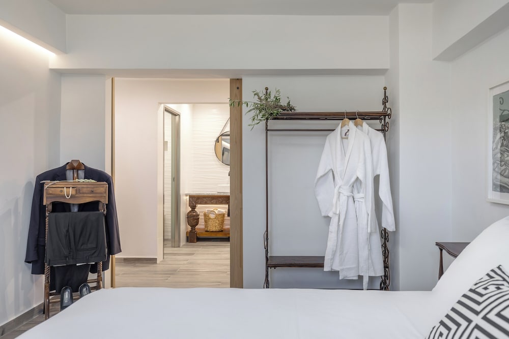 Oasis Luxury Residences