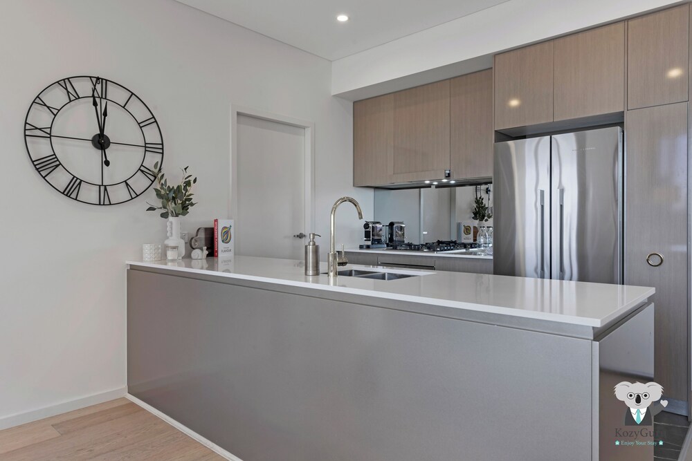 Kozyguru | Wentworth Point | 2B Apt+Free Parking