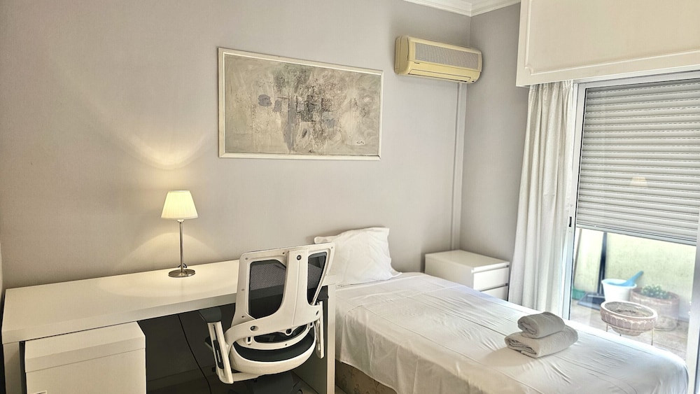 24 NIC - Stay Charm Classic Apartment
