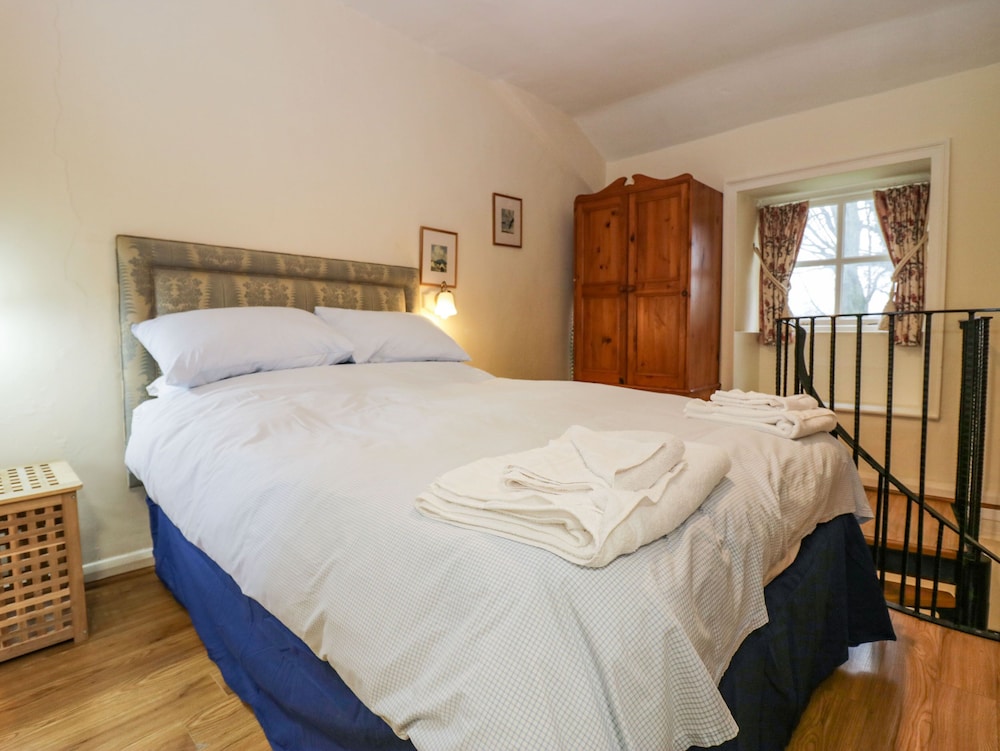 Longlands Milkmaid's Parlour view 3