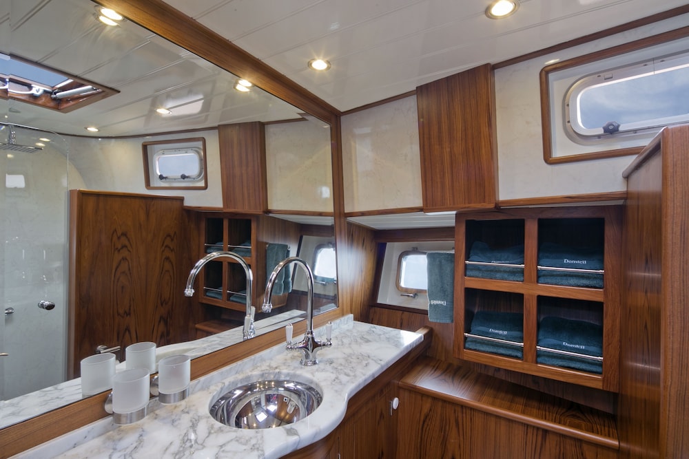 Domicil Yacht Hotel