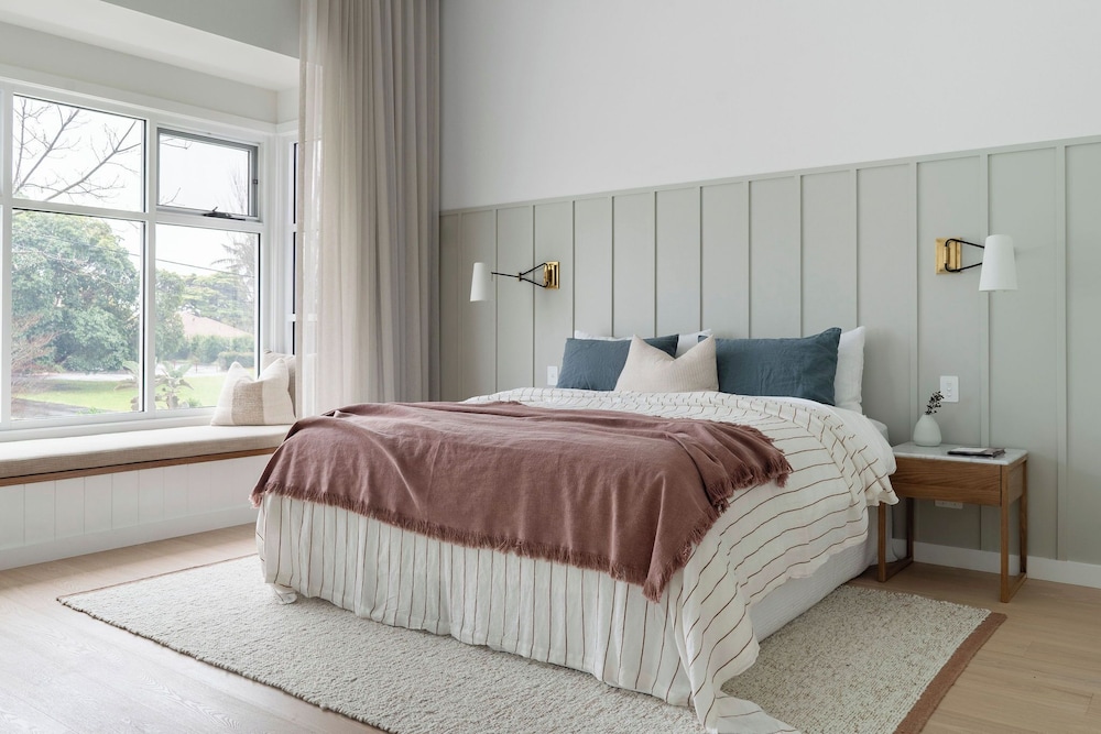 Rubus Residences, Berry - by Linnaeus Collection