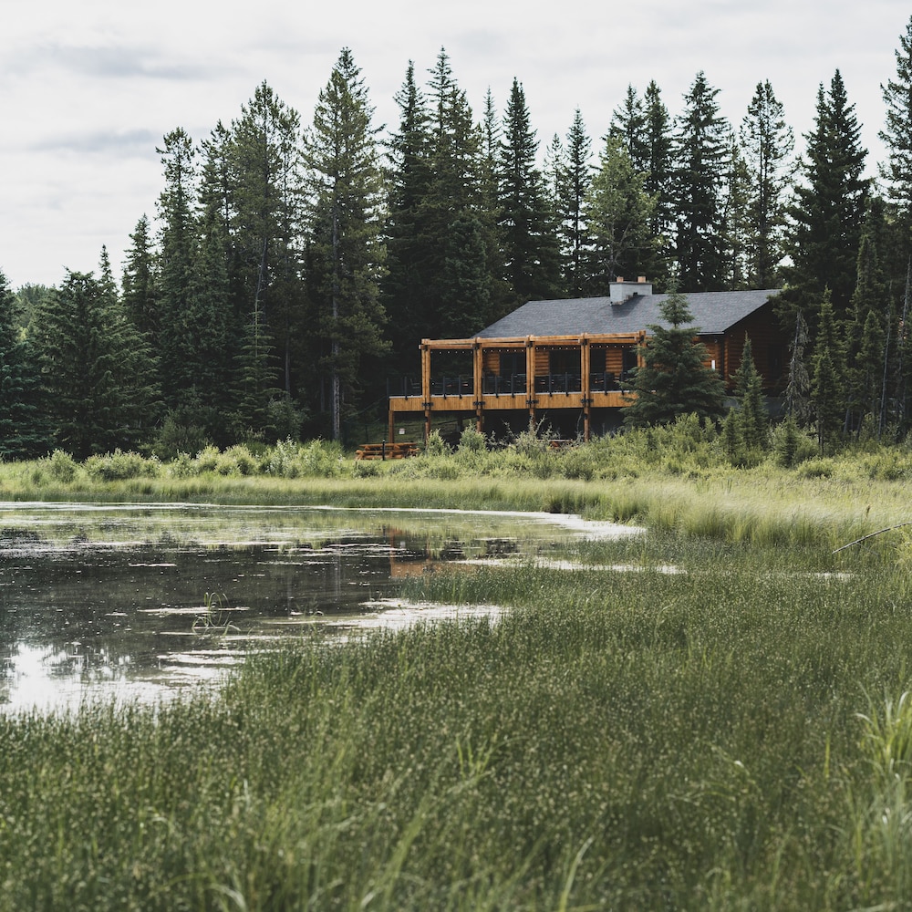 Schott’s Lake Conference & Resort