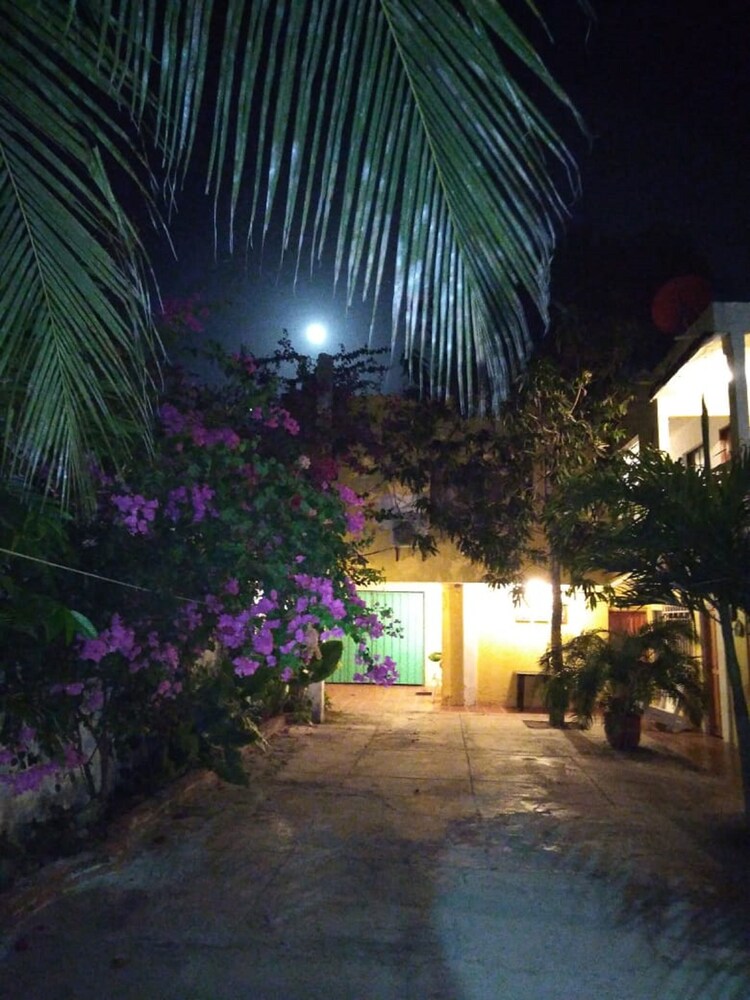 7PN-1A CASA CON ACCESO AL MAR