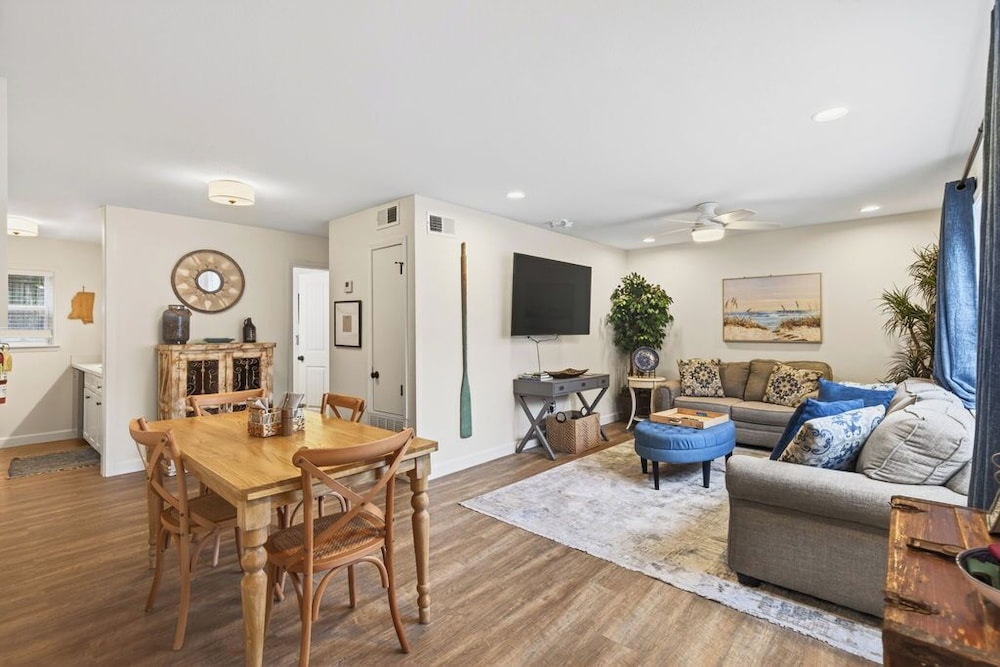 Porter Condos
