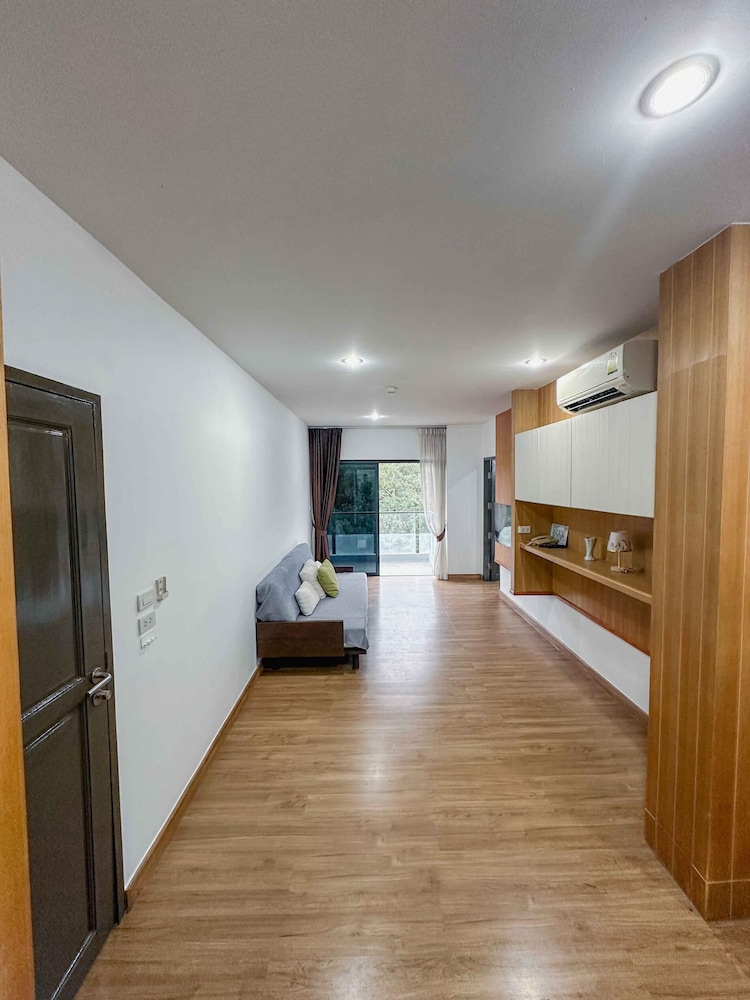 Beachside Bliss 2- Bed HM612