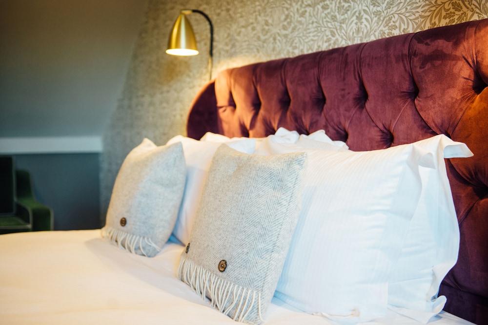 Bedford Vacations - The White Hart - Property Image 30