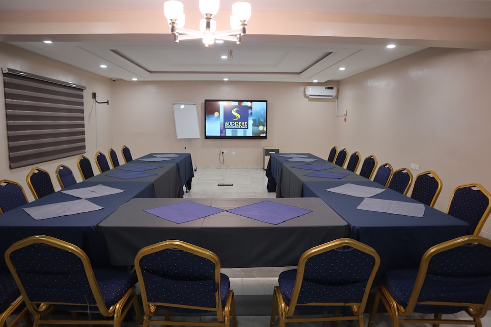 meeting & event spaces