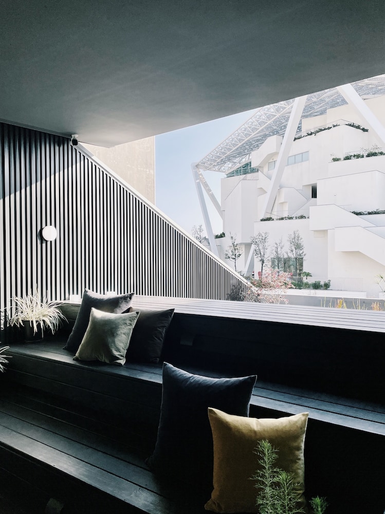 J Youai House
