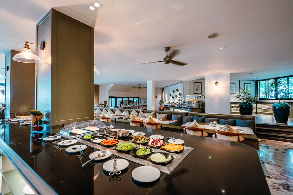 Sawaddi Patong Resort & Spa by Tolani, photo 55