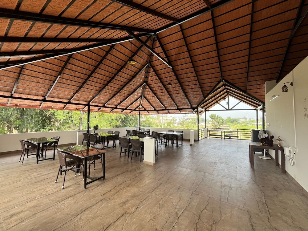 Sriram Guest House
