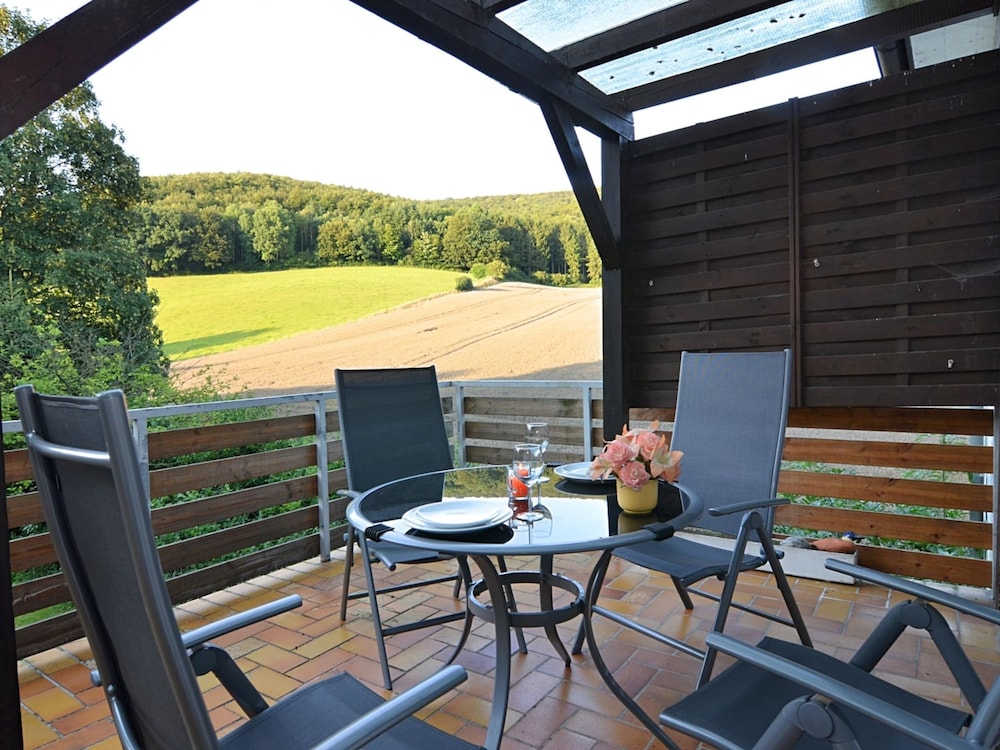 Spacious Apartment in Weser Uplands With Garden