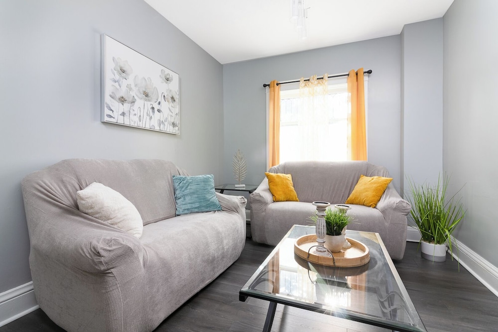 Double House Rental – 11Br Perfect For Big Groups