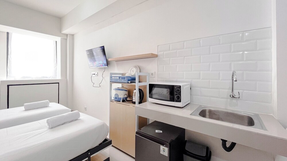 Comfortable Studio Room Apartment (No Kitchen) At Bandaraya Tallasa City Makassar