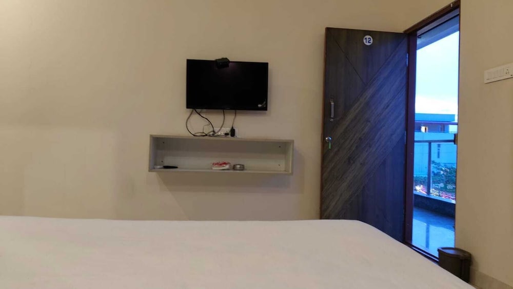 HOTEL KABAB JUNCTION
