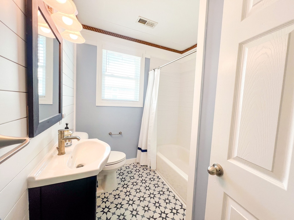 Lungomare by Topsail Realty