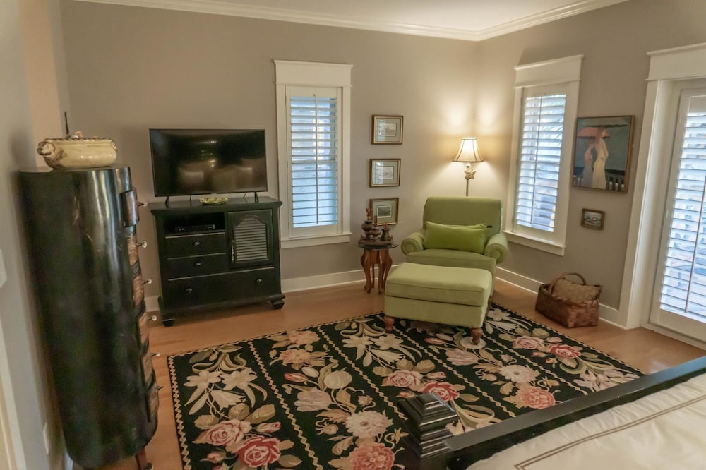 9 Rue Martine in Miramar Beach