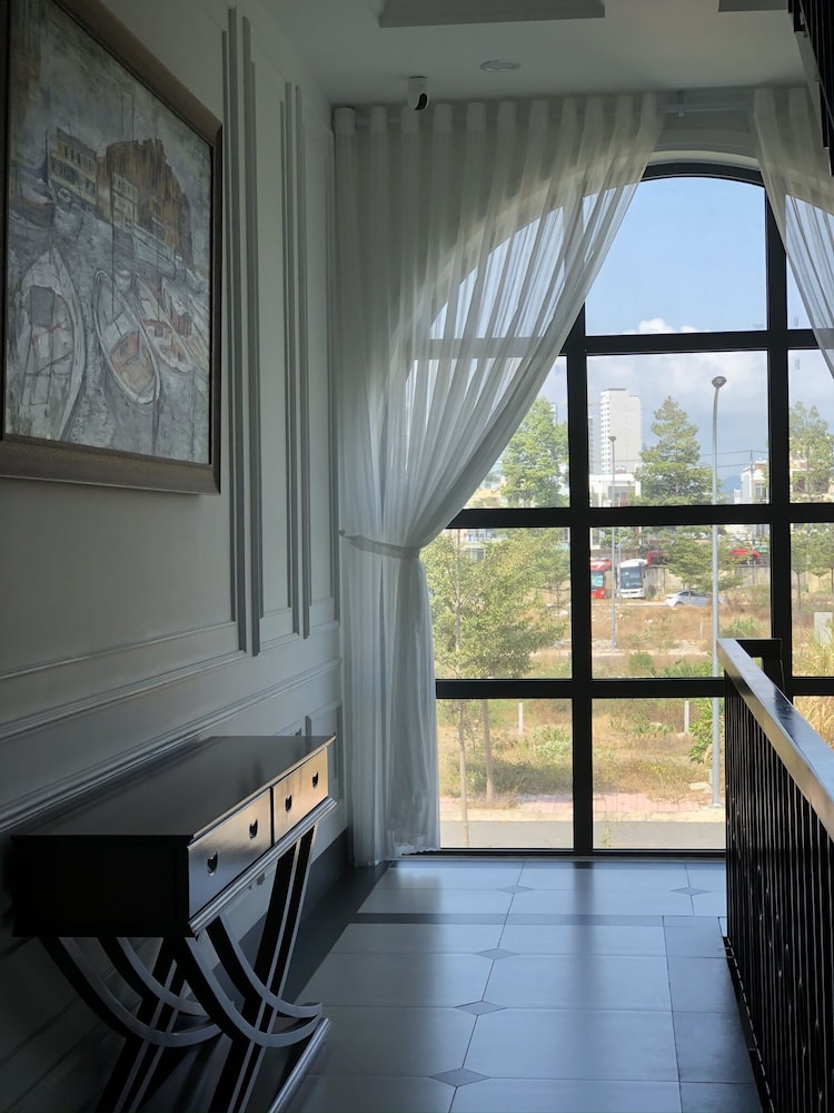 The Tulah House view 5