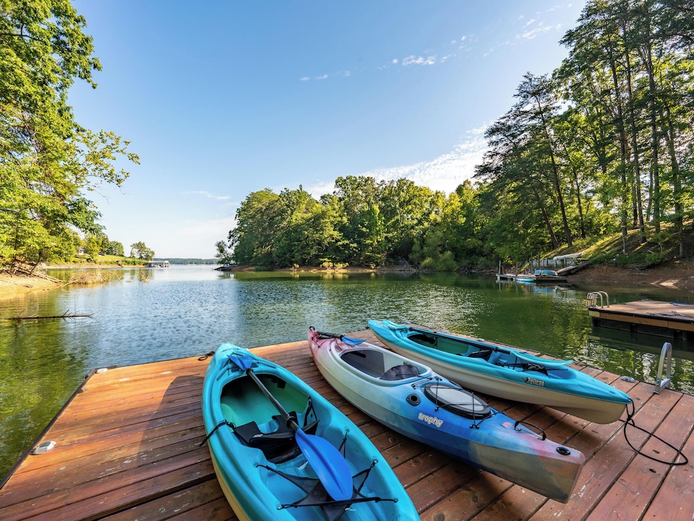 Emerald Cove by Jackson Mountain Rentals