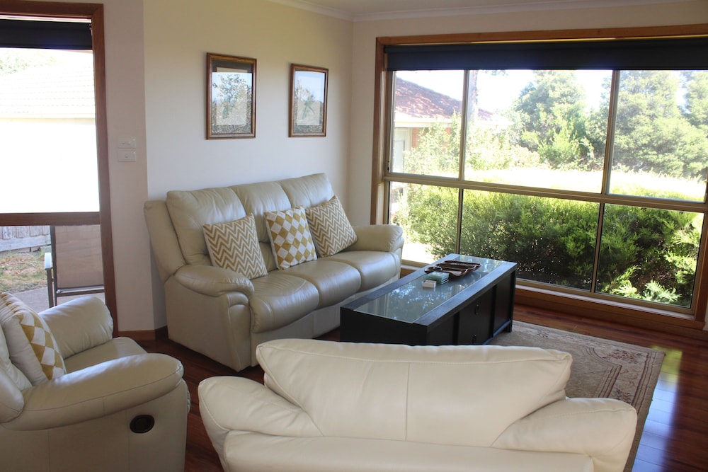 Australian Home Away at Doncaster Andersons Creek 2