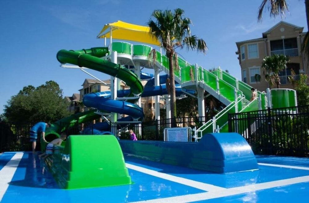 Windsor Hills Getaway: 3br, Pool, Near Disney 3 Bedroom Townhouse