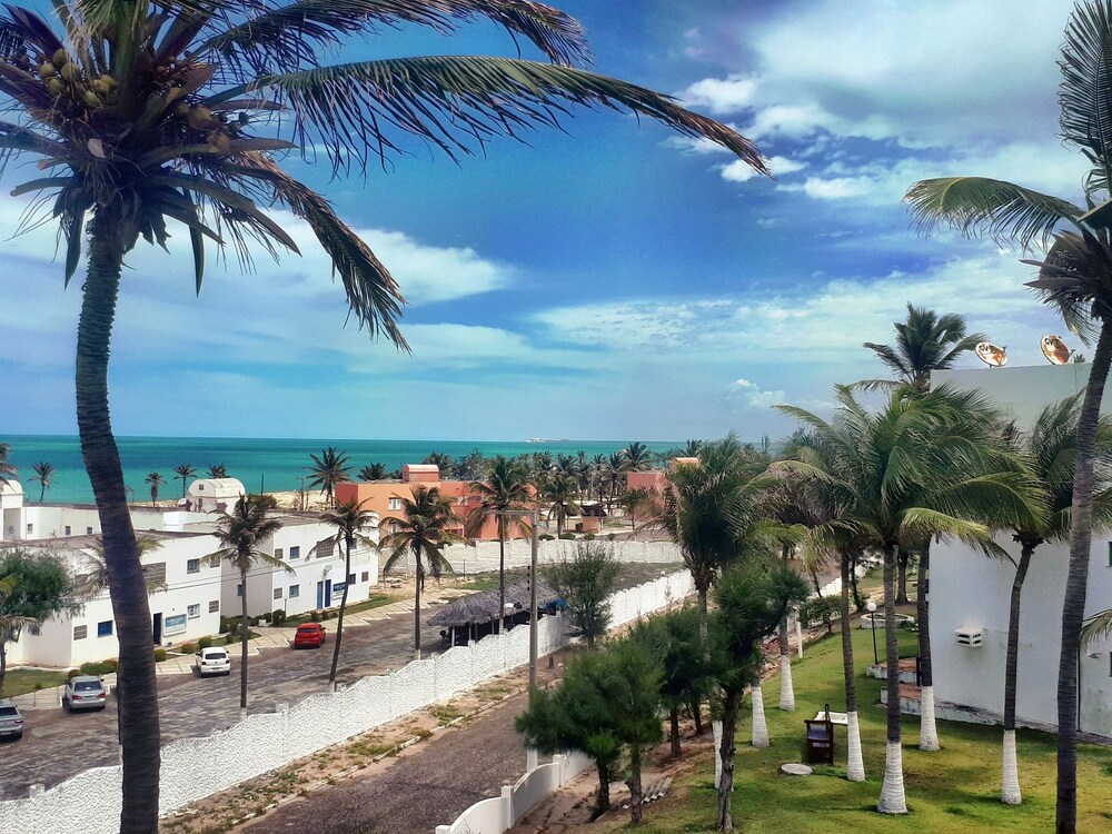 Porto Canoa Flats