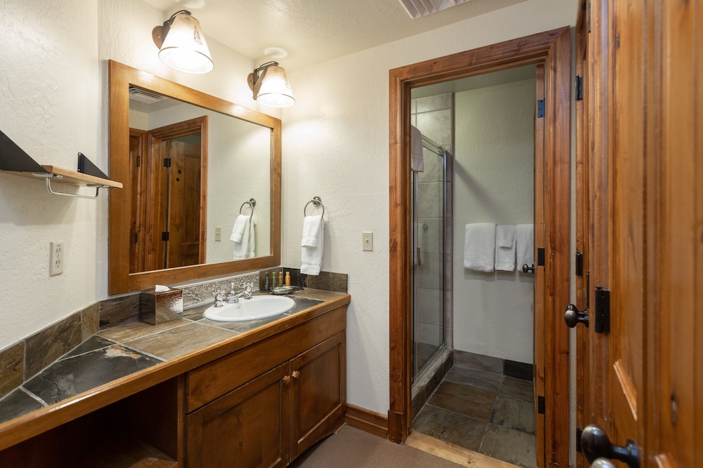 1 Bedroom Condo - The Lodges at Deer Valley 1 Condo