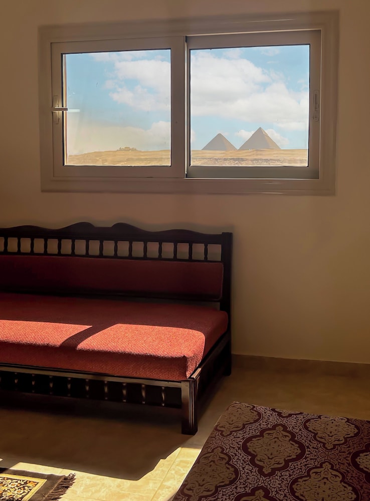 Atlantis pyramids Inn new view 2