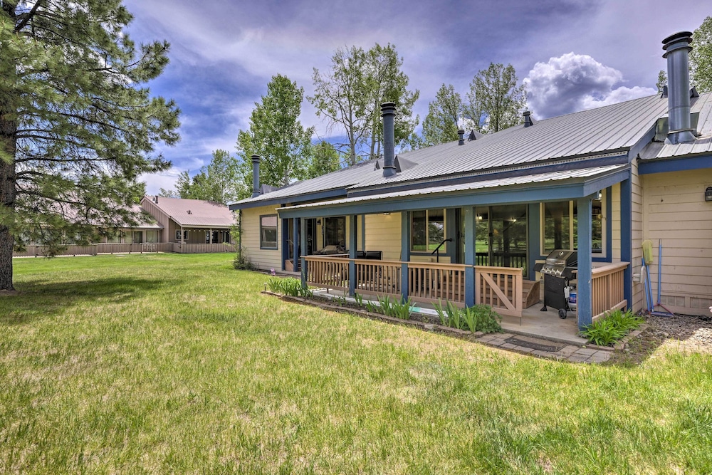 Pagosa Springs Townhome ~ 4 Miles to Hot Springs! view 5