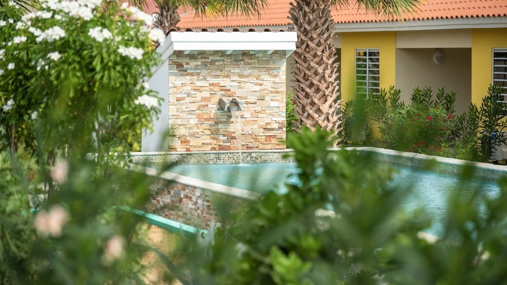 Centro Garden