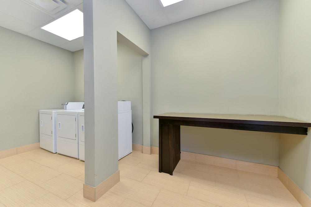 Hallmarc Studios