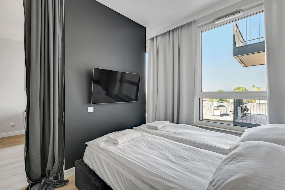 Grand Apartments - Chlebova Deluxe view 3